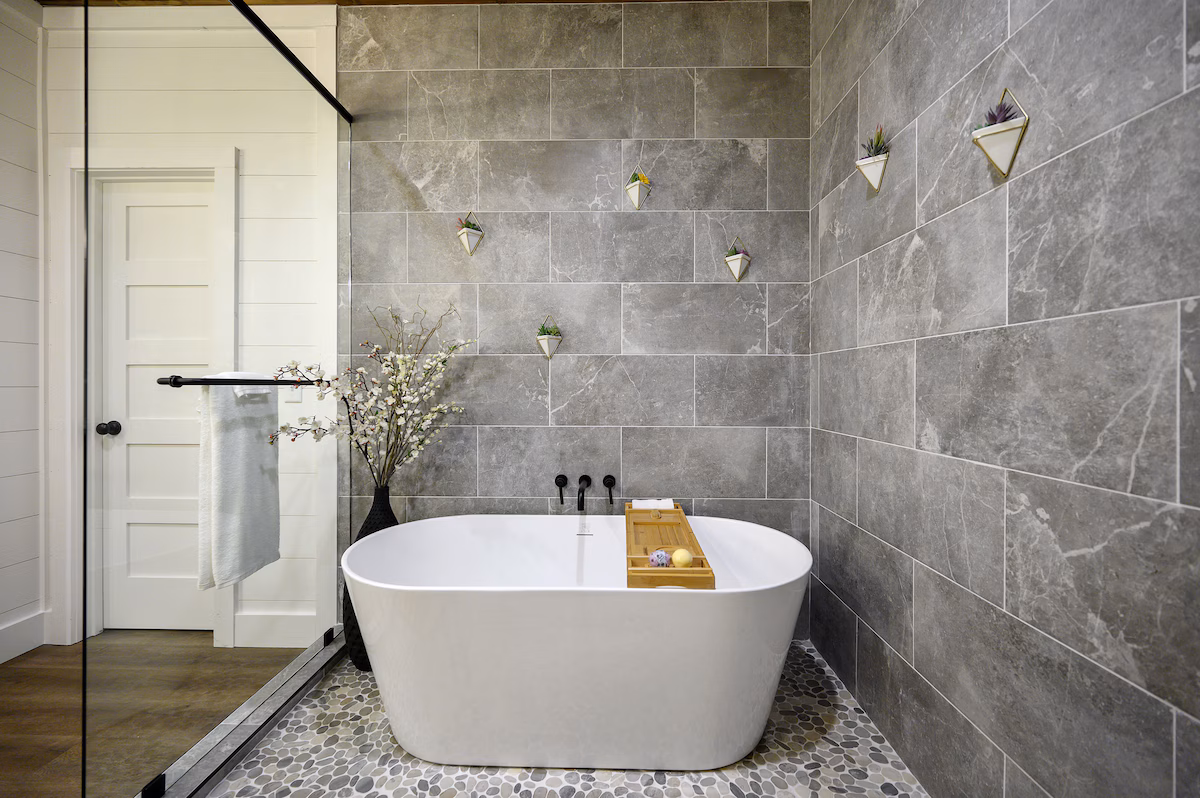 The Spa Bath